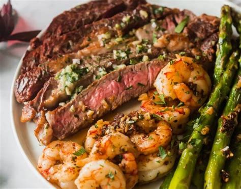 Garlic Butter Ribeye Steak And Shrimp Dieter24