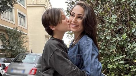 Chi è Andrea il figlio di Anna Tatangelo e Gigi DAlessio che sogna la