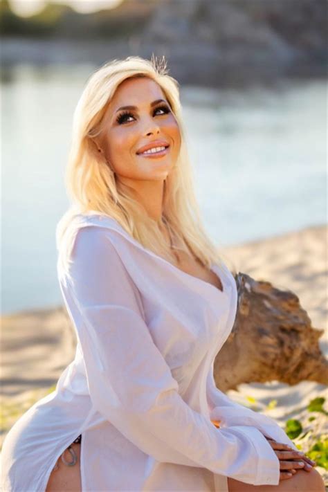 Beautiful Iryna Y O From Zaporozhye With Blonde Hair Id Ladadate
