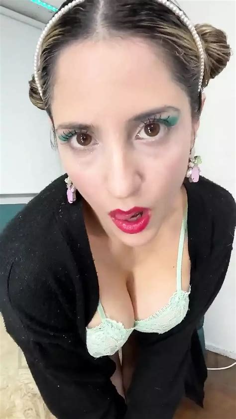 Touching My Pussy With My Plug In My Ass AnalSee