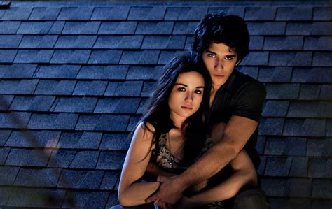 Crystal Reed And Tyler Posey Wallpaper