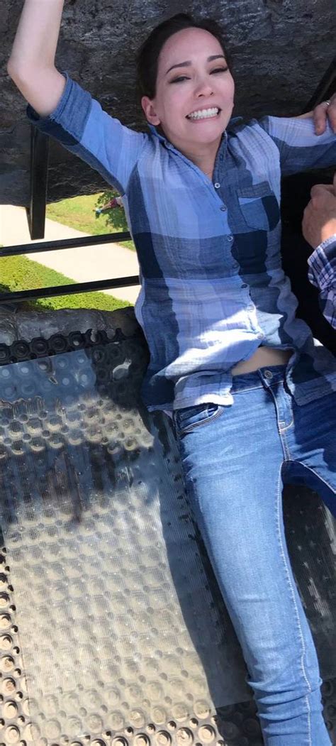 Her Slim Body Would Break If She Took A Good Anal Pounding Scrolller