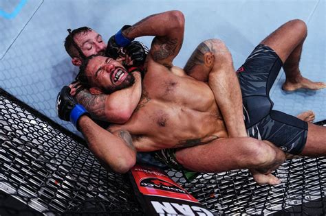 Michael Chiesa Wins At Ufc With Rear Naked Choke Submission On His
