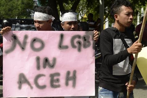 Four Men Face 100 Lashes In Aceh For Alleged Gay Sex Indonesia Expat