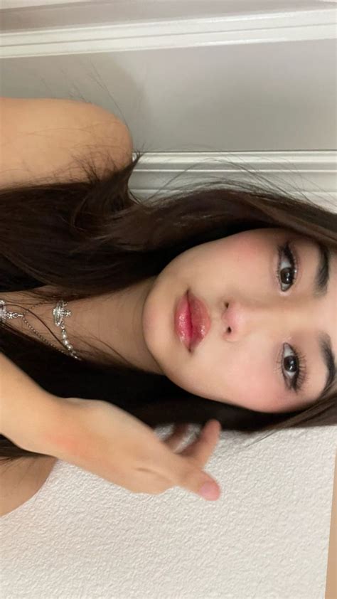 Pin By Y On Instastories Soft Makeup Looks Dewy Makeup Look Asian