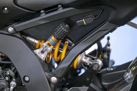 Технические характеристики, особенности и цена Yamaha R9 (2025) и ...