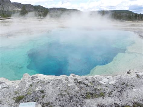 Hot Springs Yellowstone National Park Yellowstone Park Yellowstone Yellowstone National