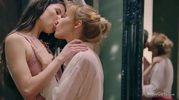 Lesbian Girls Lick Each Other XVIDEOS