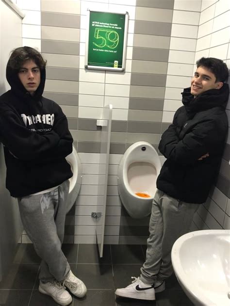 אבי כהן adlı kullanıcının צילום panosundaki Pin Erkek arkadaşlar Gay Arkadaşlar