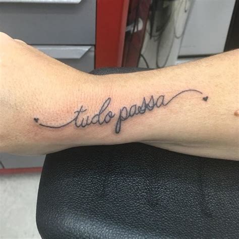 Tatuagem Tudo Passa No Pulso - Tatuagem Tudo Passa: +70 ideias repletas de significado! – Rafaela ...