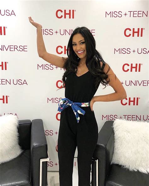 Miss New Jersey Usa 2019 Manya Saaraswat