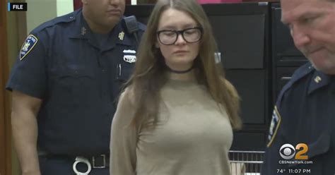 Fake Heiress Anna Sorokin Released From Ice Custody Cbs New York