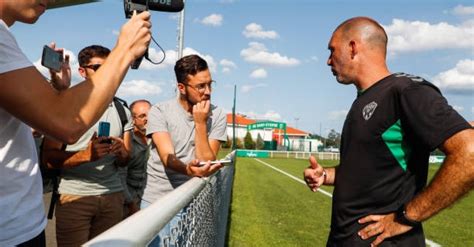 ASSE Un choix de Laurent Batlles pose un problème clair aux Stéphanois