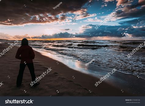 Rear View Mature Woman Silhouette Standing Stock Photo 573599149 Shutterstock