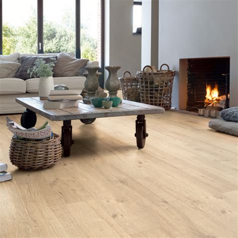 Quickstep Impressive 8mm Sandblasted Natural Oak Waterproof Laminate