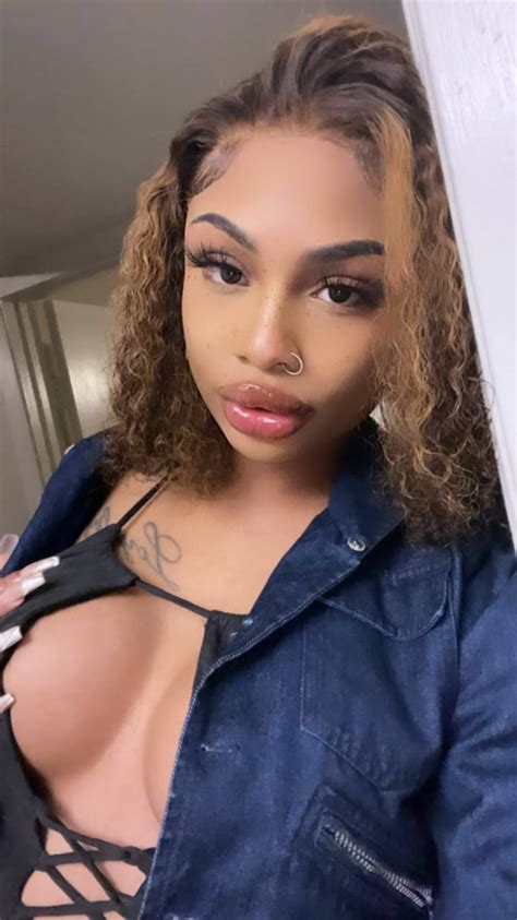 OnlyFans Trans T H I C C Ebony Amber Leaks Amberleaksss Nude Photo 1 The
