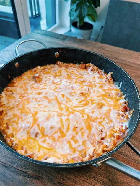 Cheesy Spam and Rice Casserole (20 Minutes!) - Tiffy Cooks