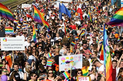 Multitudinarias Marchas Del Orgullo Gay En Diferentes Partes Del Mundo Infobae