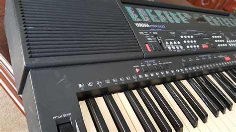 Yamaha Psr 500 Keyboard Portatone Portable 61 Keys Built In Reverb