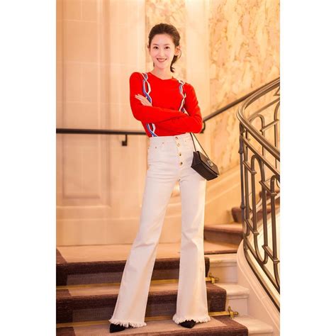 Hot Girl Tr S A Ch Ng Chi T Thi N Li N T C Di N Hi U D S Ki N Th I Trang Danh Ti Ng