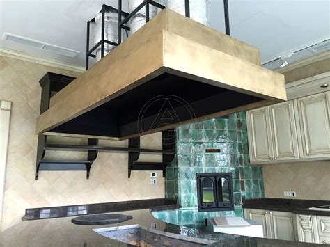 Декоративная фурнитура из латуни и нержавеющей стали