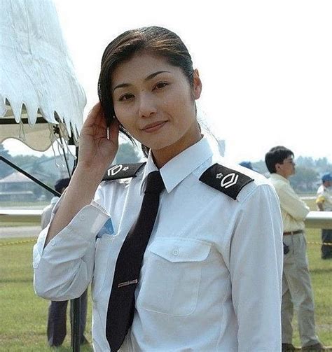 組圖：貌美如花？揭秘日本自衛隊女兵真容 每日頭條