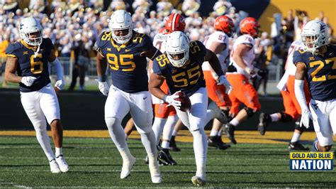 [100+] West Virginia Football Wallpapers | Wallpapers.com