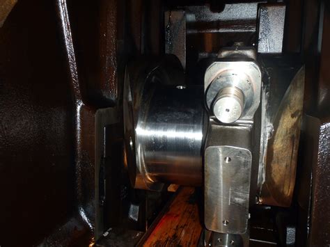 Crankpin Bearing Inspection & Installation – D&D Engineering Services