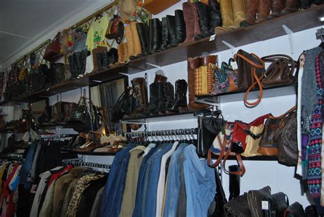 Algo más que tela: Tiendas Vintage en Barcelona.11 : Love Vintage
