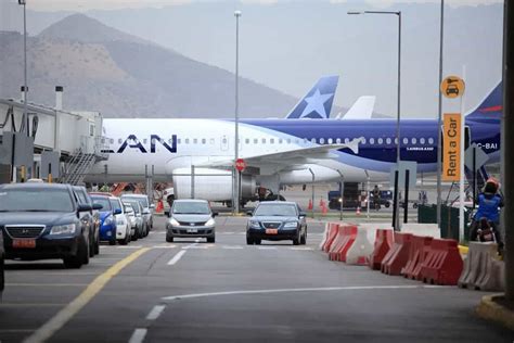 How To Safely Leave Your Car At The Airport
