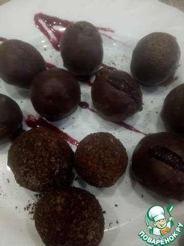 Бисквитные конфеты с вишней – кулинарный рецепт