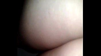 Rodando frente a la cámara y mostrando el coño XVIDEOS