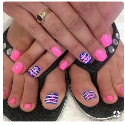 40 Stunning Summer Toenail Designs To Show Off On The Beach HubPages