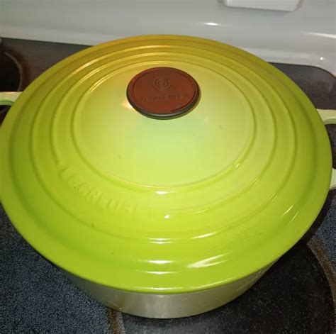 LE CREUSET CAST Iron Dutch Oven Kiwi Green Enamel 5 1/2 Qt Deep Round France 26 $205.40 ...