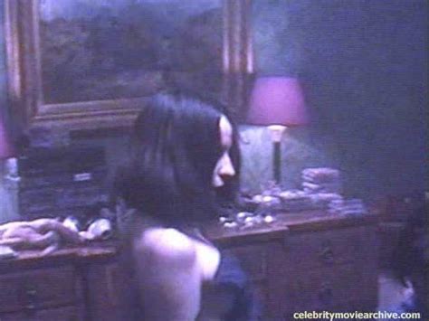 Naked Helena Hamilton In Paranoid