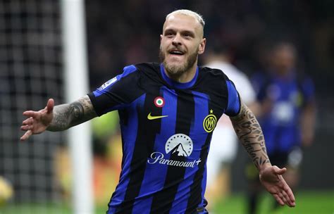 Photo – Inter Milan Star Celebrates Italy 3-1 Nations League Win Vs ...