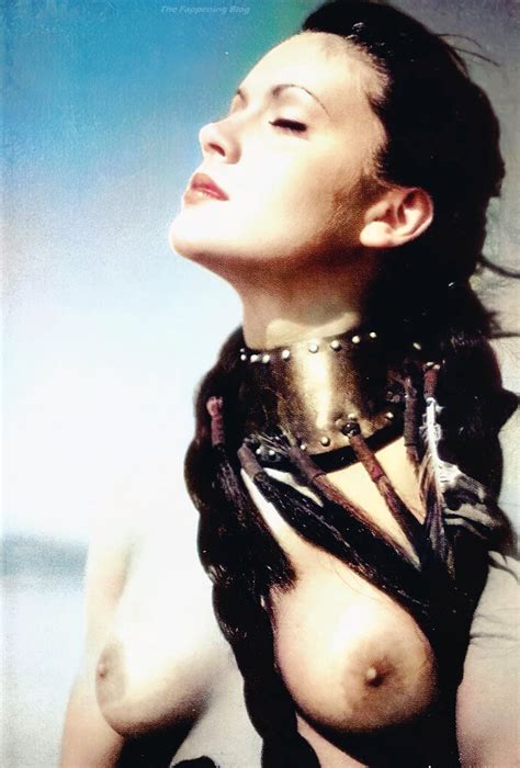 Alyssa Milano Nude Ultimate Collection Scandal Planet