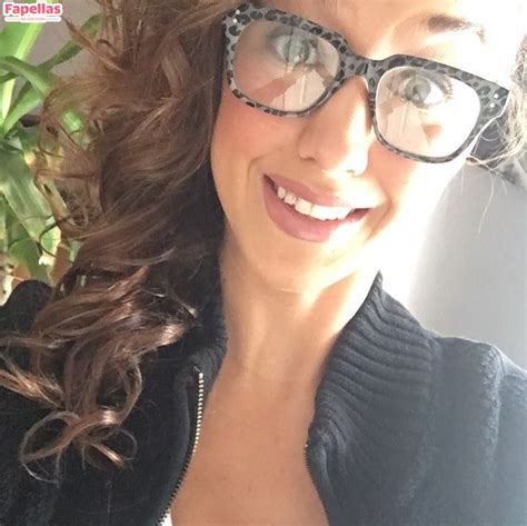 Christina Zovishla Aka Christinazovishlack Aka Firedancer19 Nude Leaks OnlyFans Fapellas