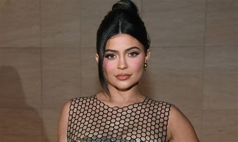 Kylie Jenner Tem V Deo Ntimo Divulgado E Causa Furor Na Web Nude