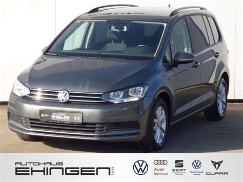 Volkswagen Touran Comfortline 2 0 TDI DSG ACC Navi 7 Sitze Gebraucht