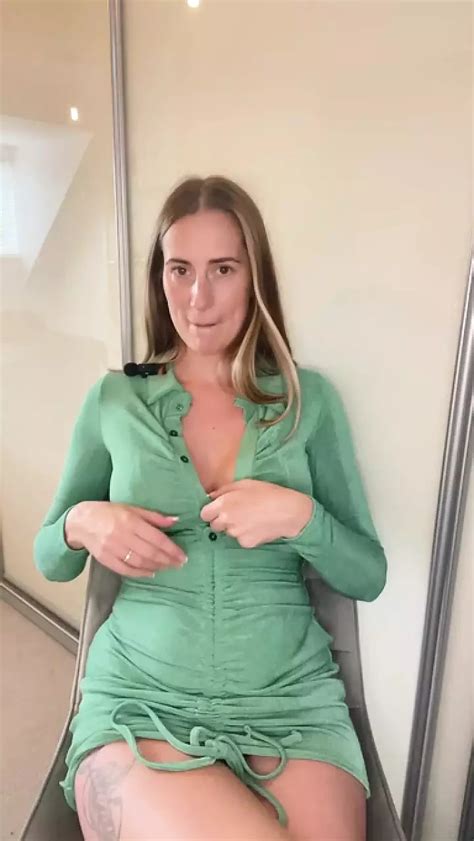 Milf británica cachonda necesita sus pipas arreglada instrucciones de