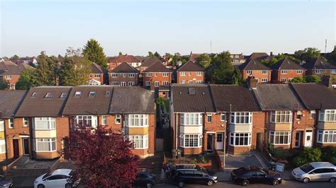 Estate agents Luton town centre reports show a surge in rental demand 35