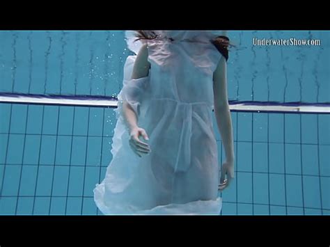 Underwater World Of Naked Babes XNXX