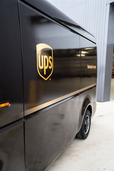 Better live mapping is coming for tracking a UPS arrival 32