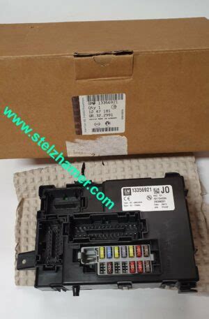 Opel Meriva B Sicherungskasten Fuse Box BCM 13349932 FU Gebraucht