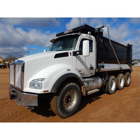 2018 Kenworth T880 Dump Truck