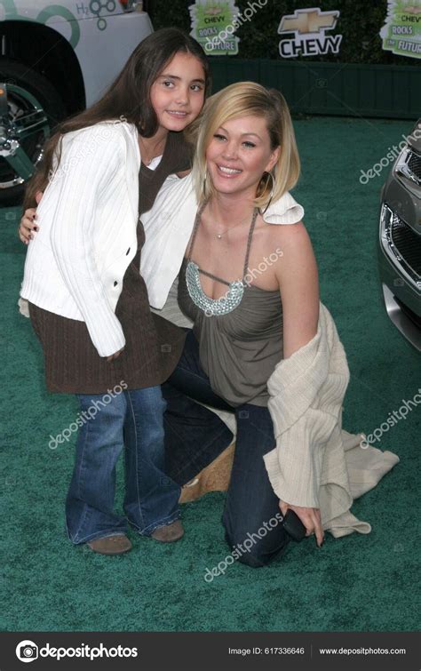Shanna Moakler Daughter Atiana Stock Editorial Photo © Yayimages