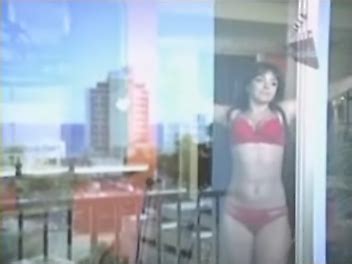 Naked Zulma Faiad In Un Amante Anda Suelto