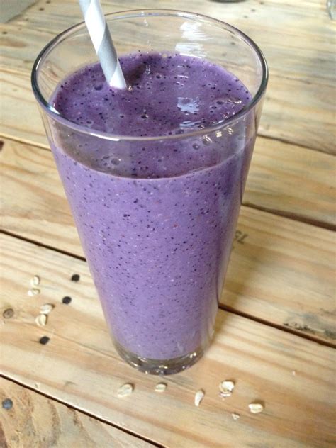 Blueberry Banana Oat Smoothie