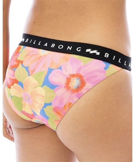 BILLABONGビラボンのBILLABONG レディース TRIANGLE BIKINI ビキニ 2023年夏モデル ビラボン総柄水着水着 WEAR